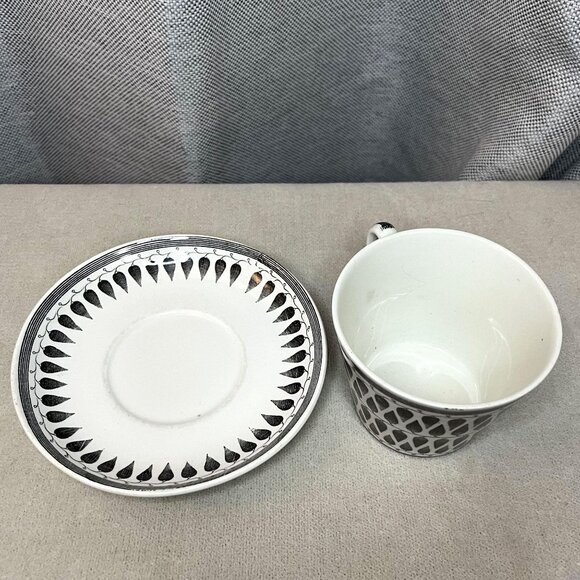 Vintage Upsala Ekeby Gefle Lillemor Tea Cup and Saucer: Swedish Modernism - Picture 2 of 5